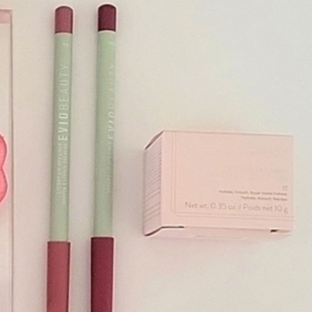 Lip Liner